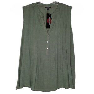 Cocomo Women's Plus Size 1X Hunter Green Pintuck Sleeveless Top